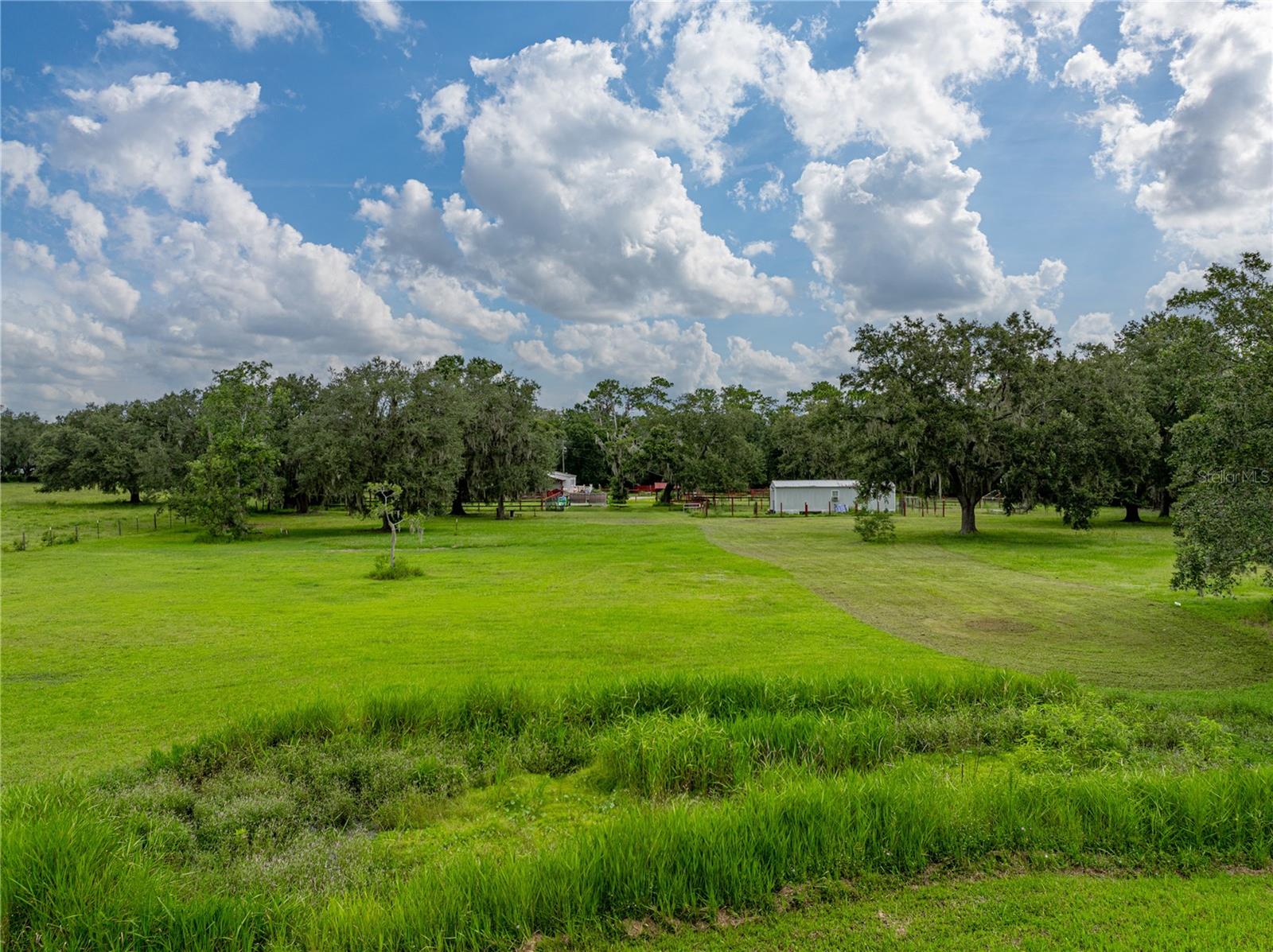 Listing photo id 64 for 13350 Olofin Way