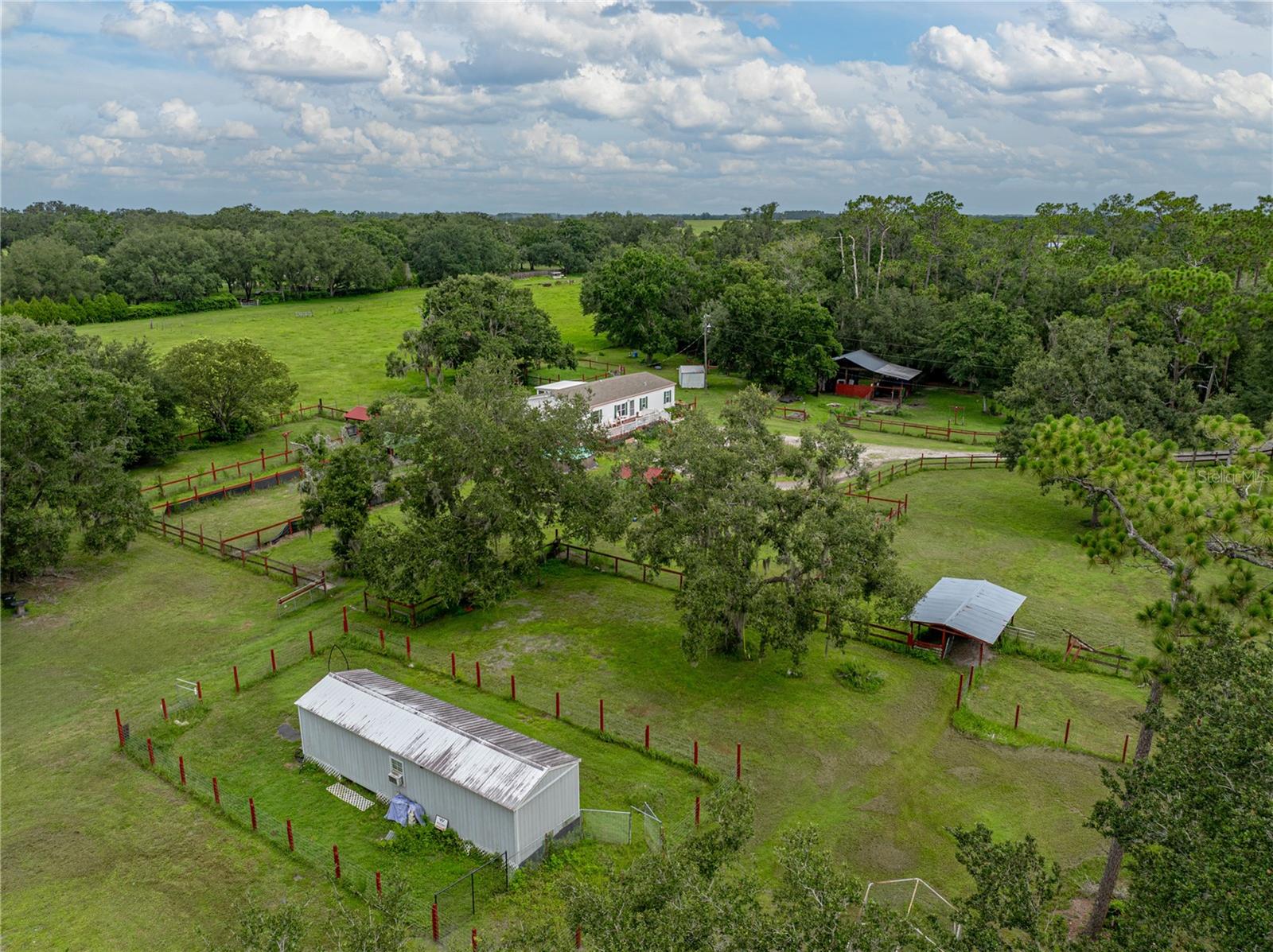 Listing photo id 66 for 13350 Olofin Way