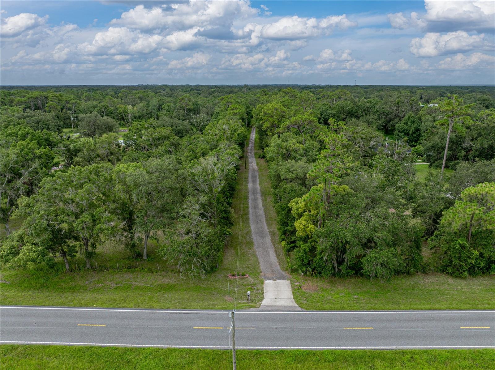 Listing photo id 6 for 13350 Olofin Way