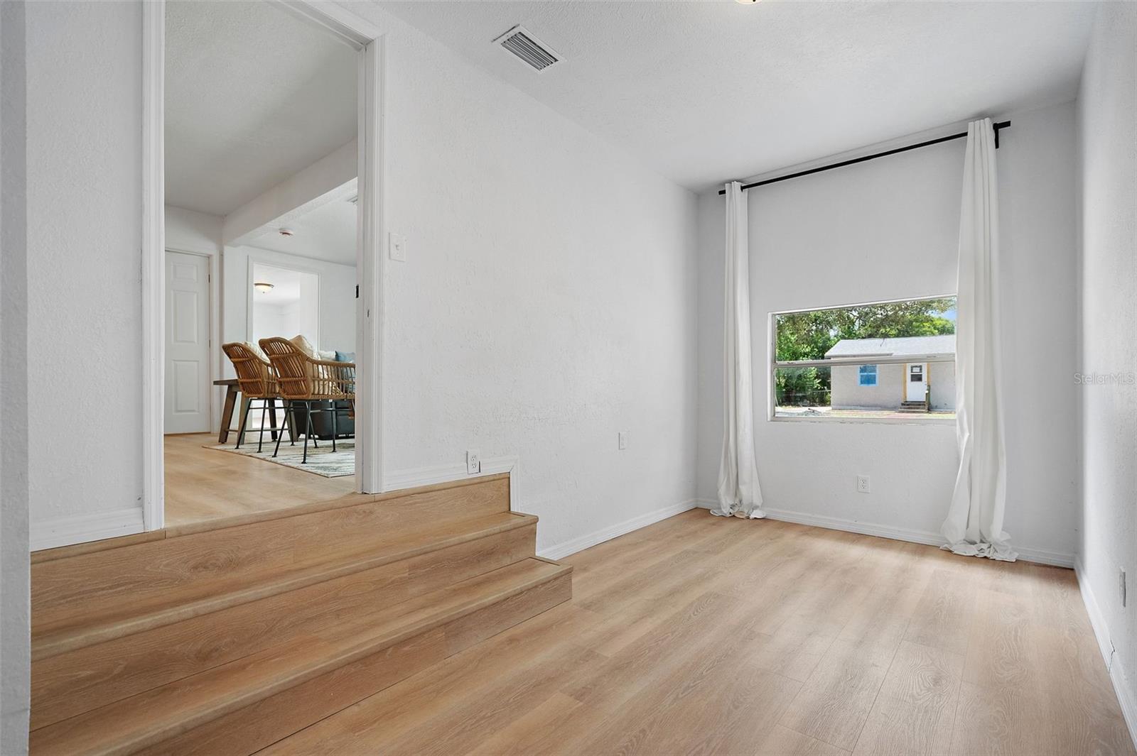 Image 18 of 23 For 3455 14th Avenue S