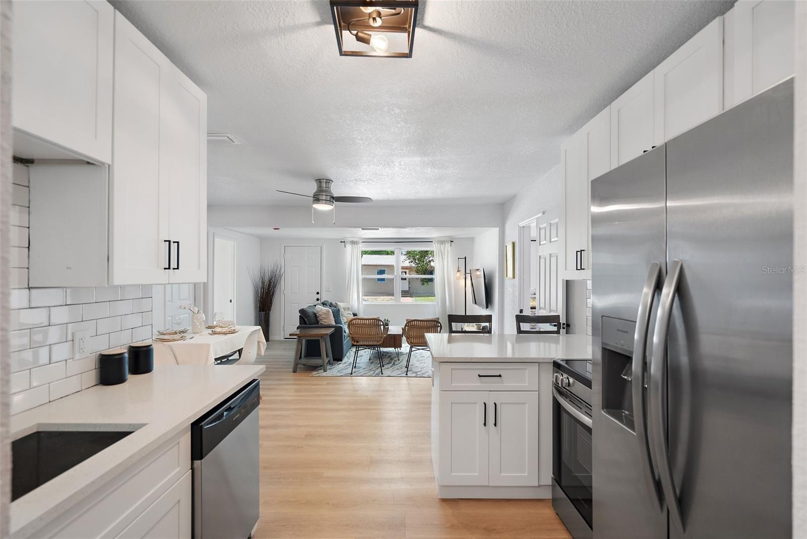 Image 7 of 23 For 3455 14th Avenue S