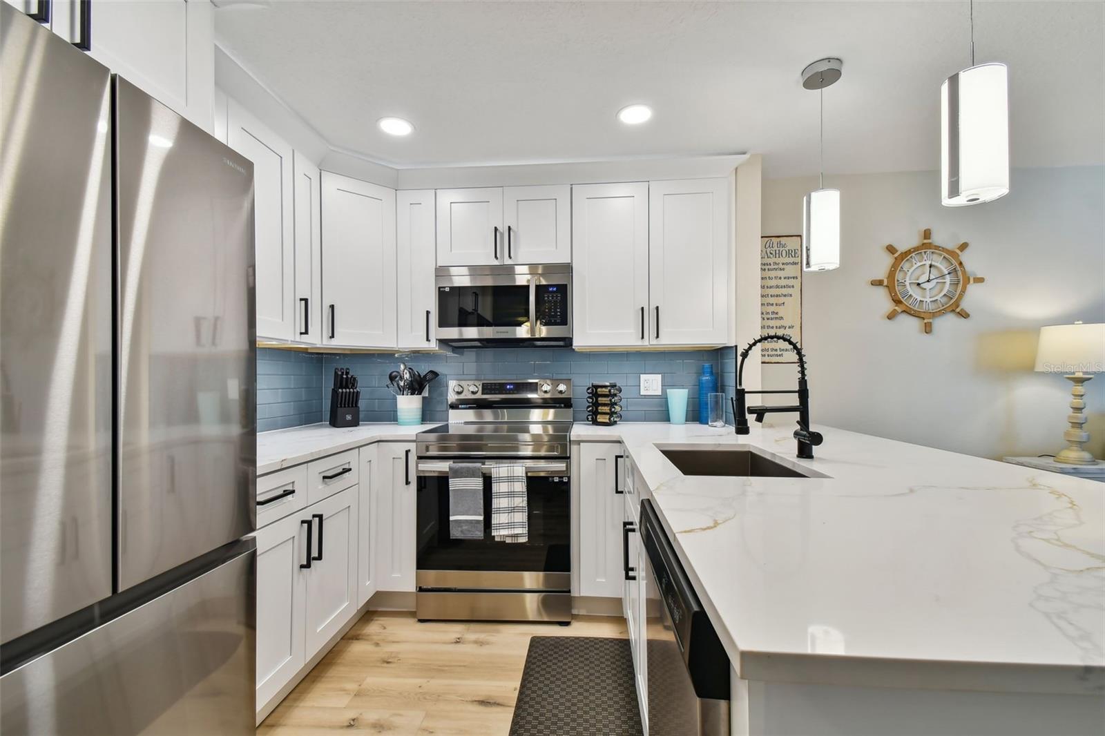 Image 13 of 48 For 315 Medallion Boulevard E