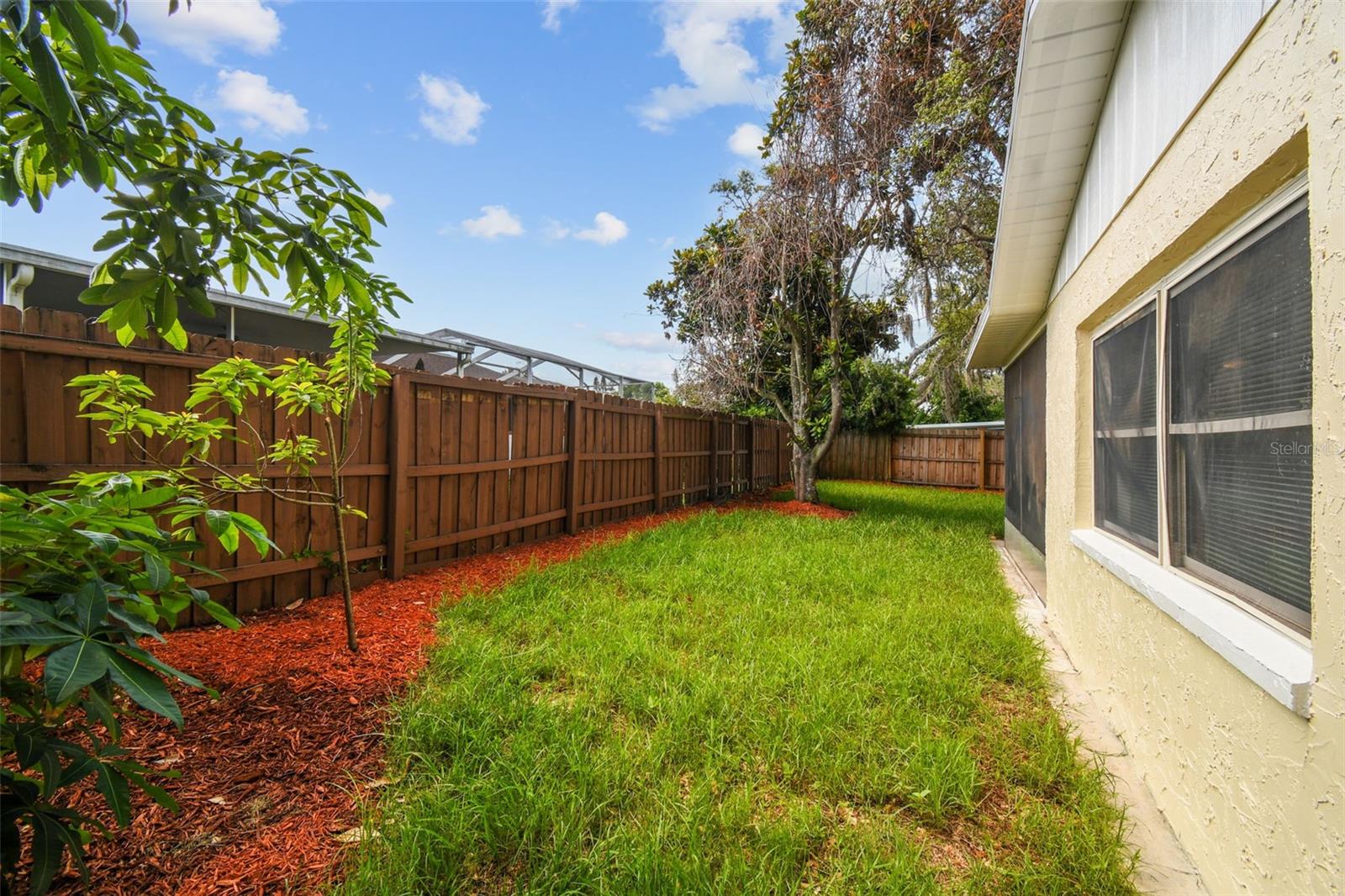 Image 23 of 39 For 8910 Elm Leaf Ct