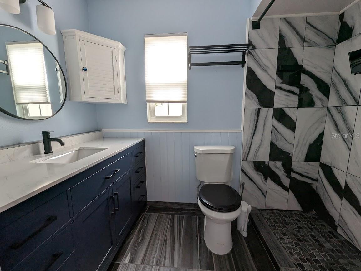 Listing photo id 11 for 2781 Whispering Drive N