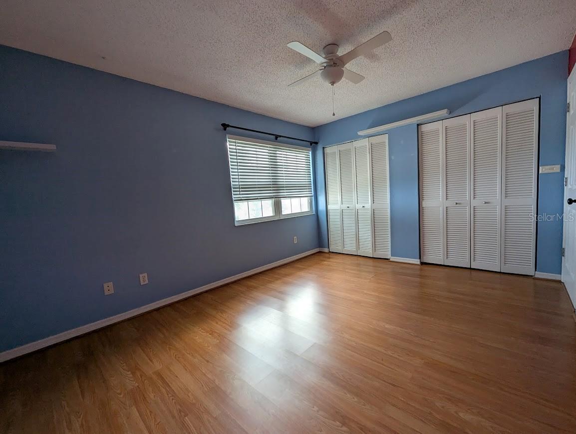Listing photo id 14 for 2781 Whispering Drive N