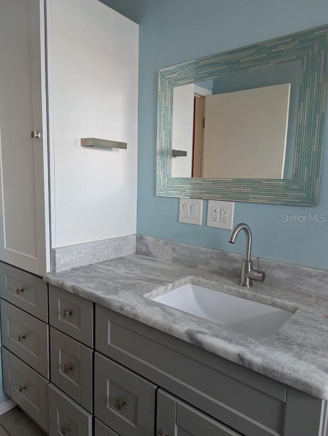 Listing photo id 17 for 2781 Whispering Drive N