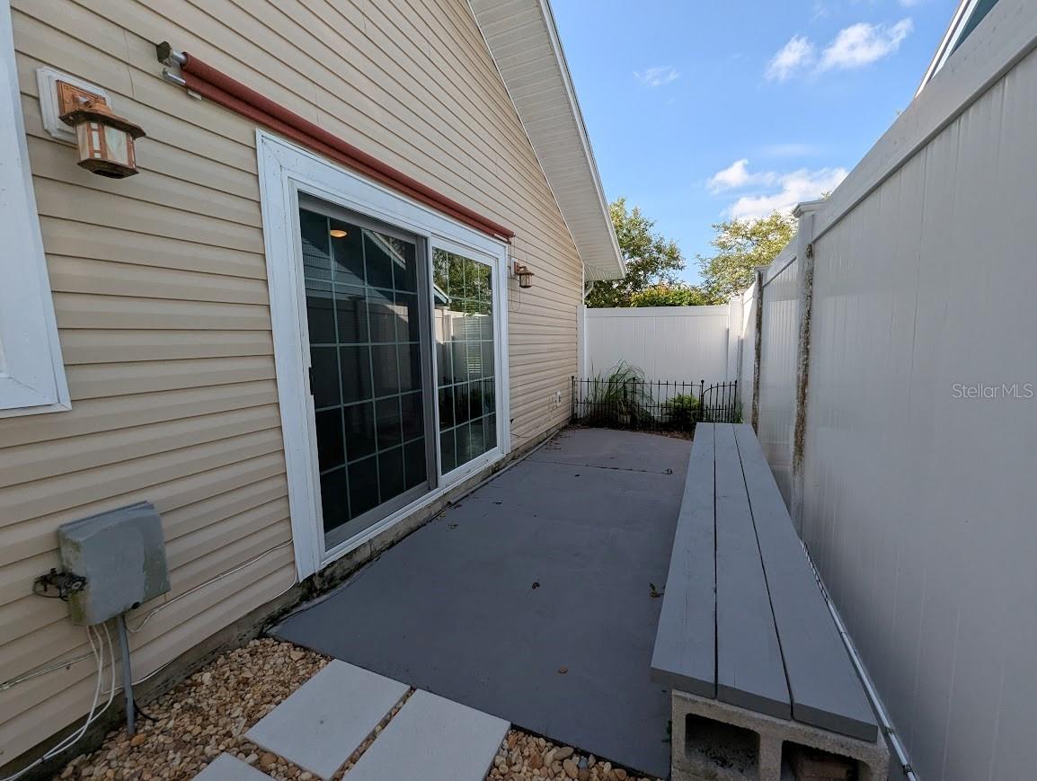 Listing photo id 24 for 2781 Whispering Drive N