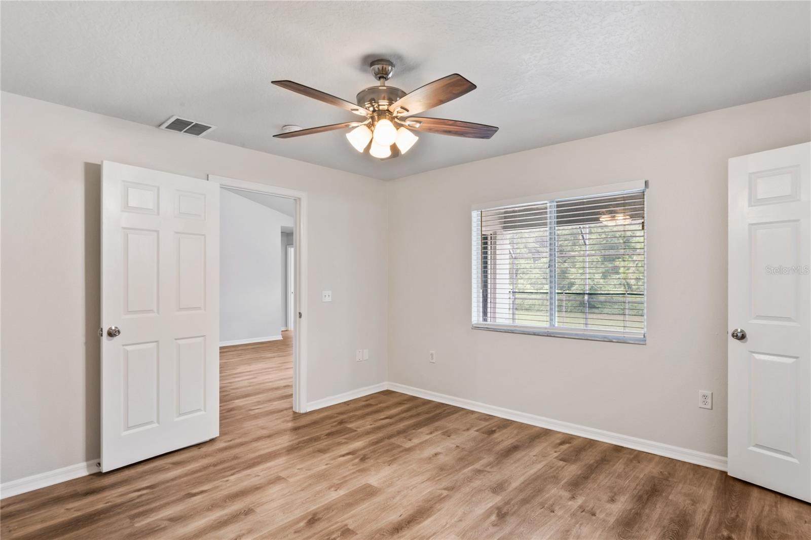 Image 12 of 26 For 340 Paradise Woods Place