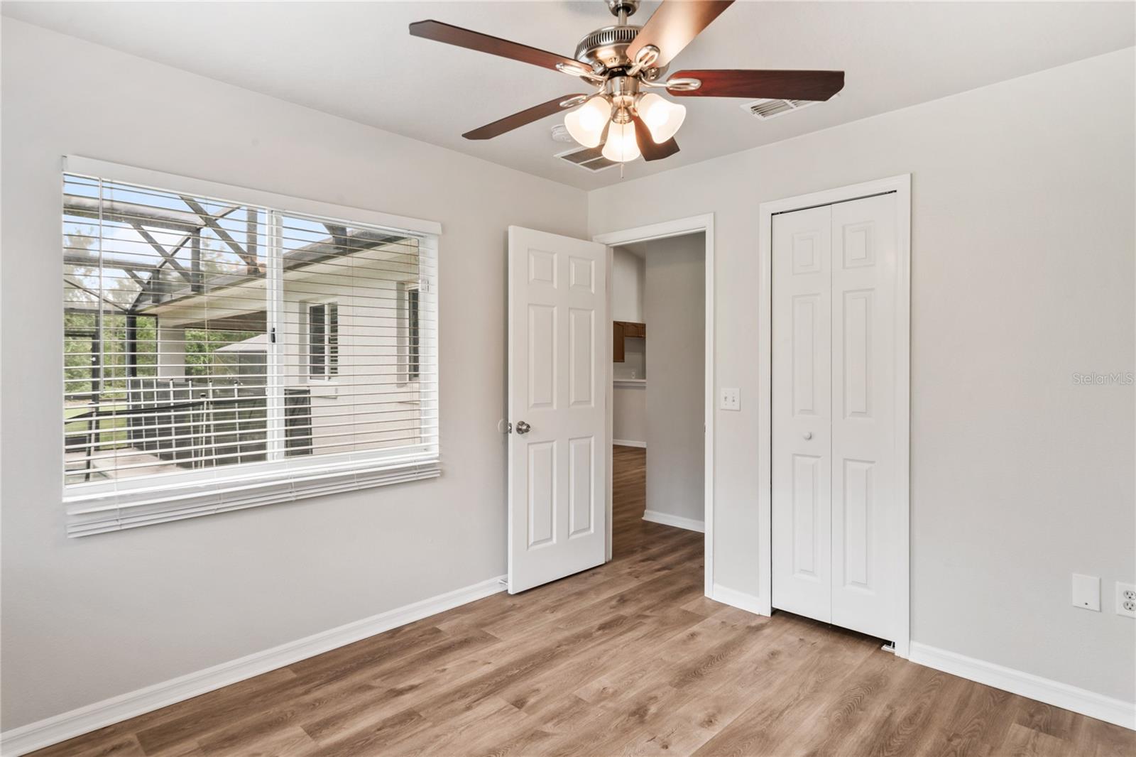 Image 16 of 26 For 340 Paradise Woods Place