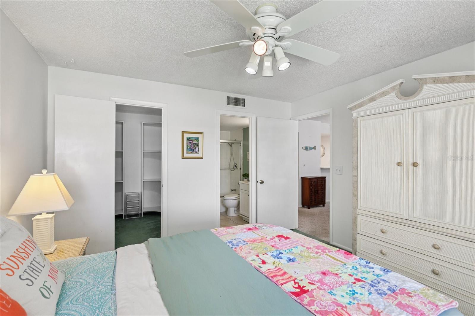 Image 13 of 23 For 14130 Rosemary Lane 3303