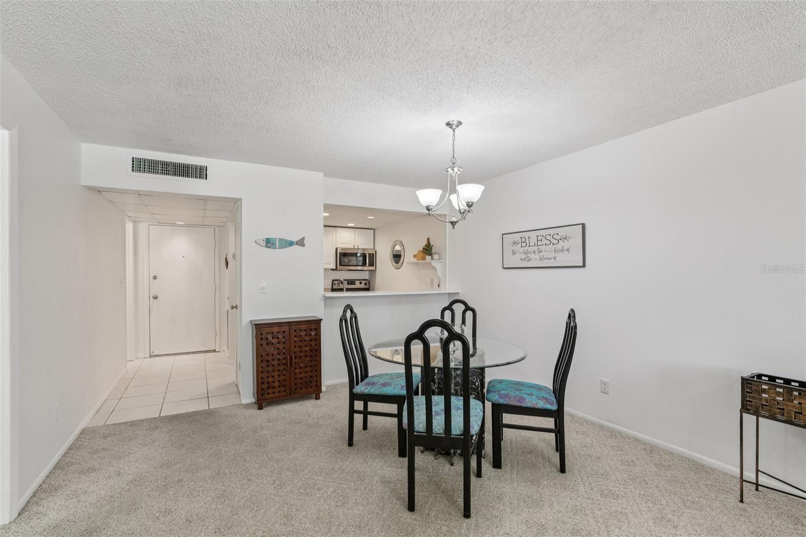 Image 7 of 23 For 14130 Rosemary Lane 3303