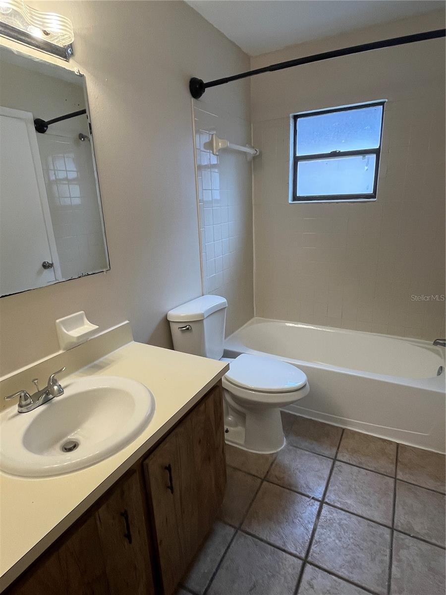 Image 5 of 7 For 3221 Timberline Road