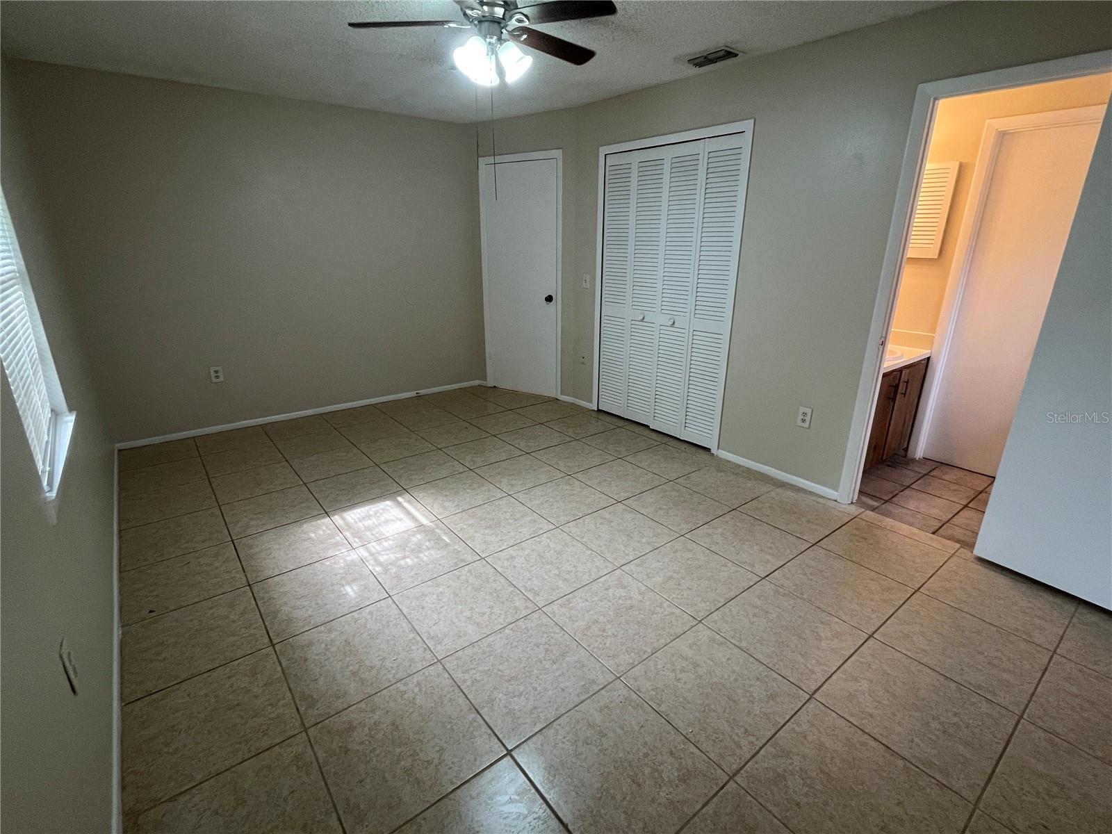 Image 6 of 7 For 3221 Timberline Road