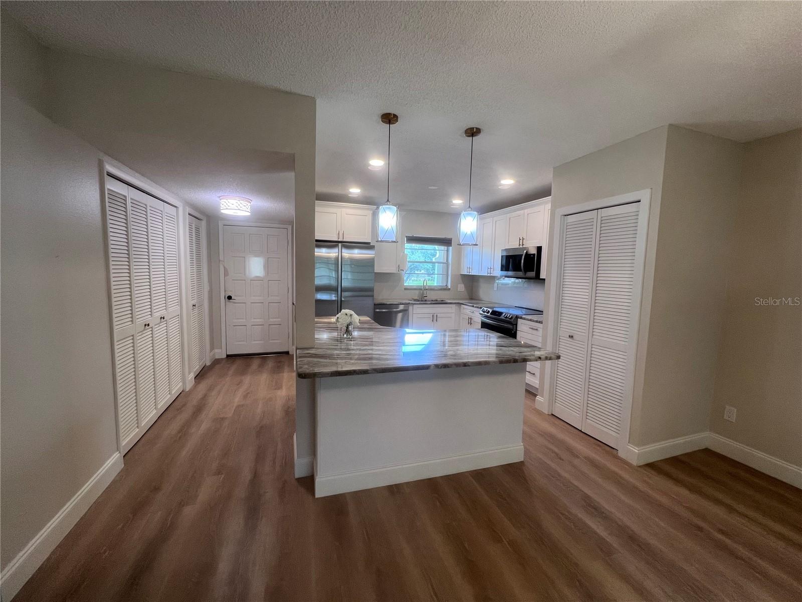 Image 4 of 26 For 2287 Philippine Drive 43