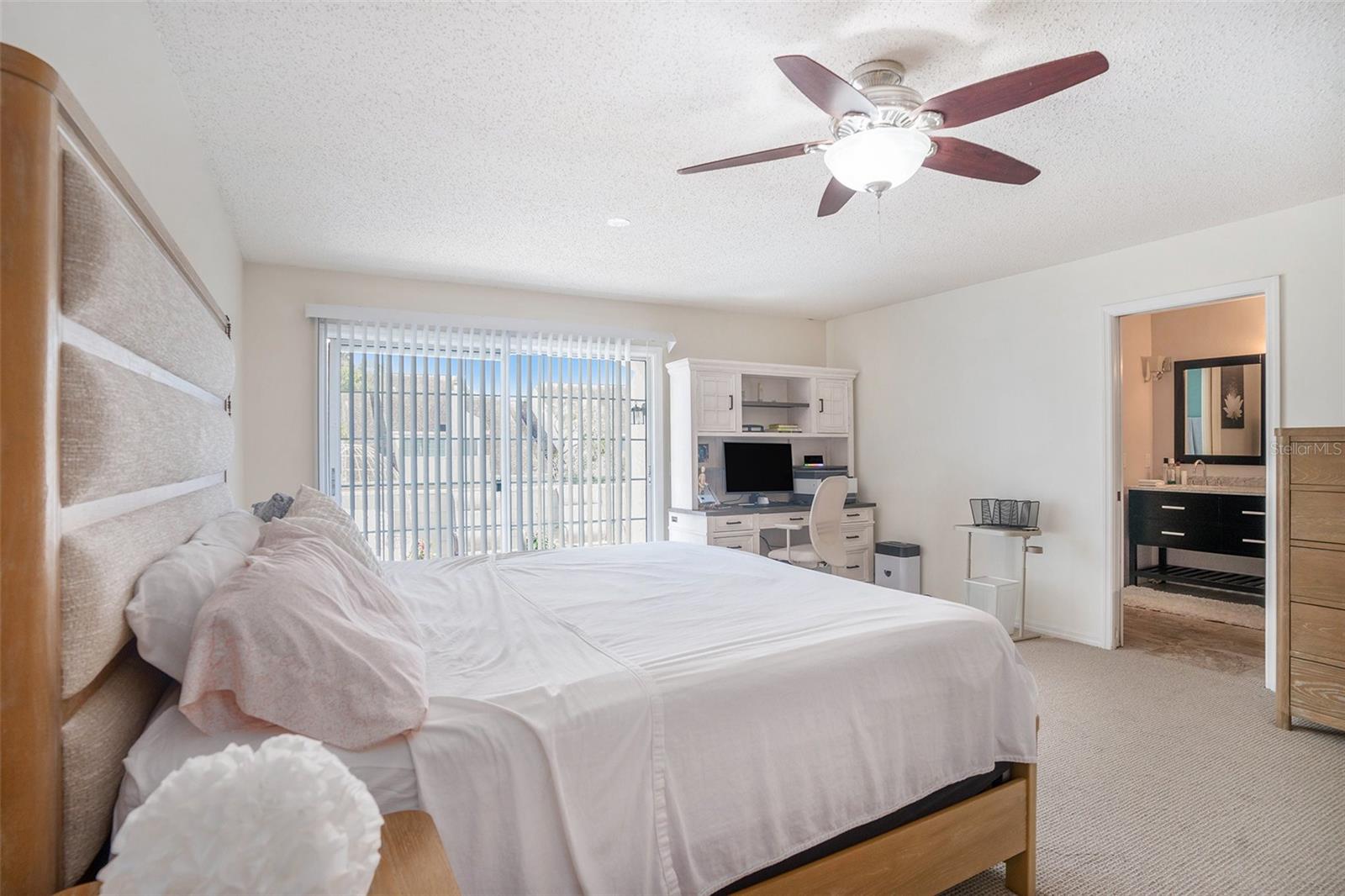 Image 14 of 29 For 5203 Bayshore Boulevard 11