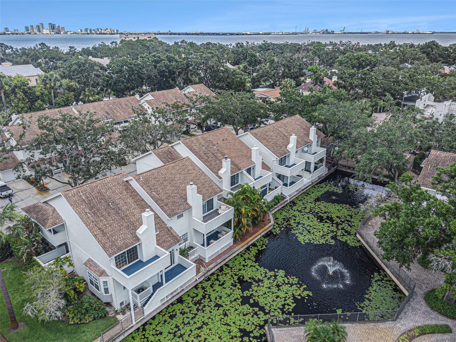 Image 27 of 29 For 5203 Bayshore Boulevard 11