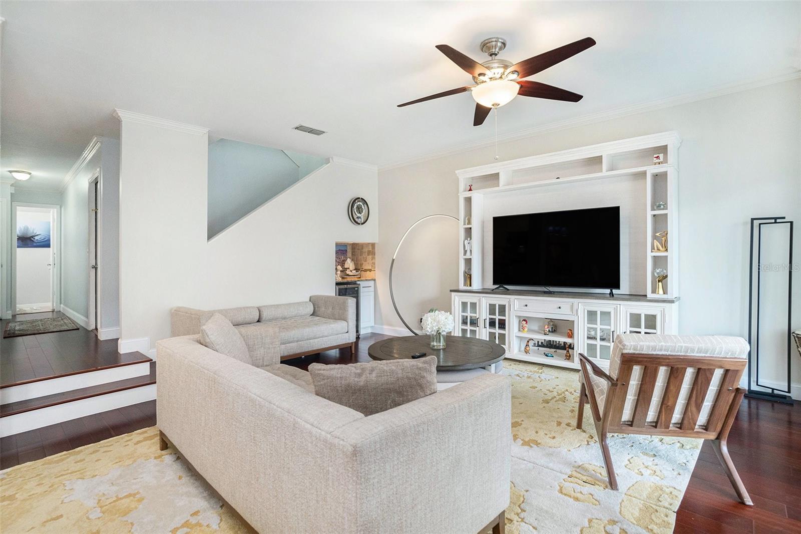 Image 3 of 29 For 5203 Bayshore Boulevard 11