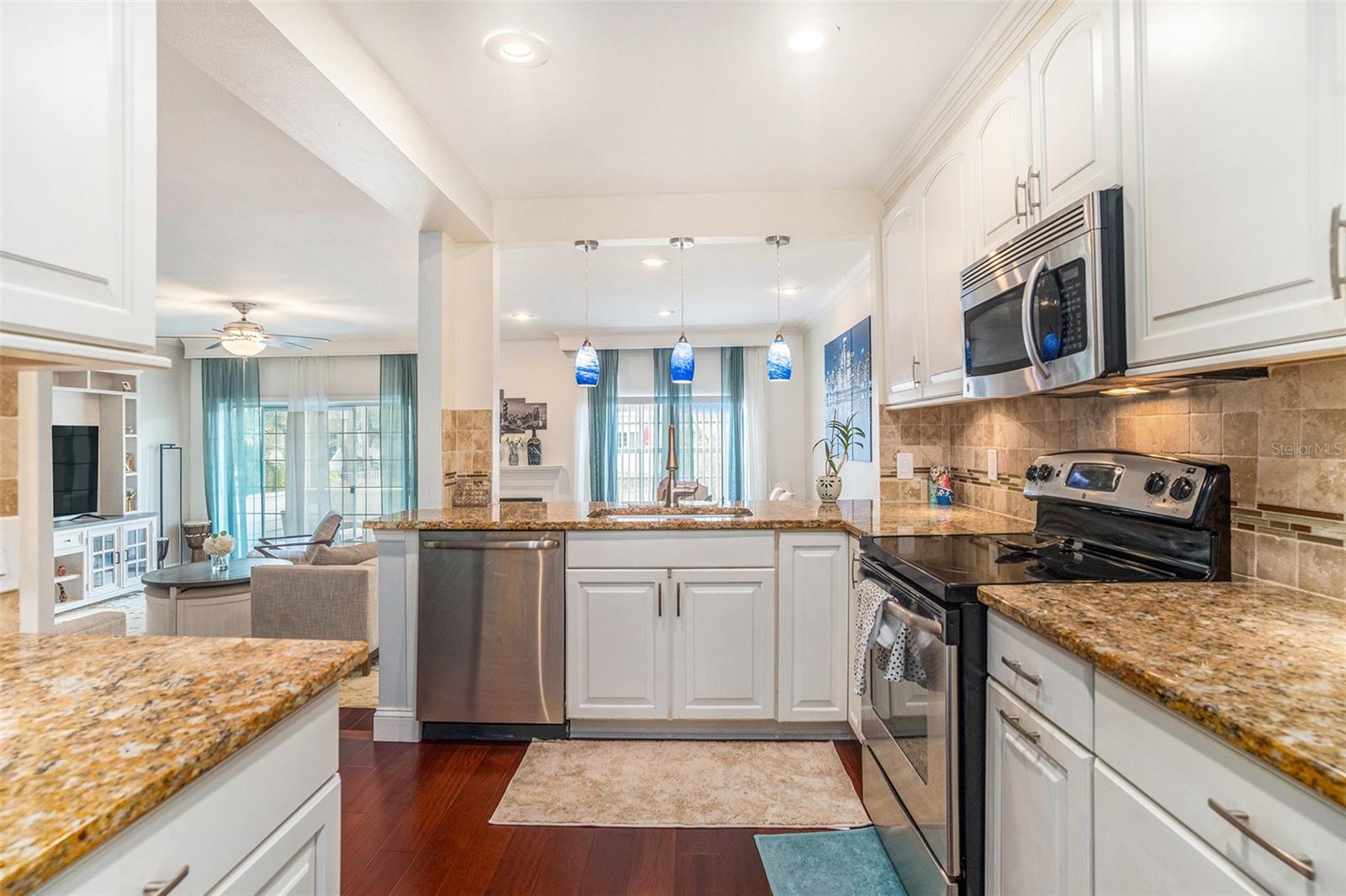 Image 9 of 29 For 5203 Bayshore Boulevard 11