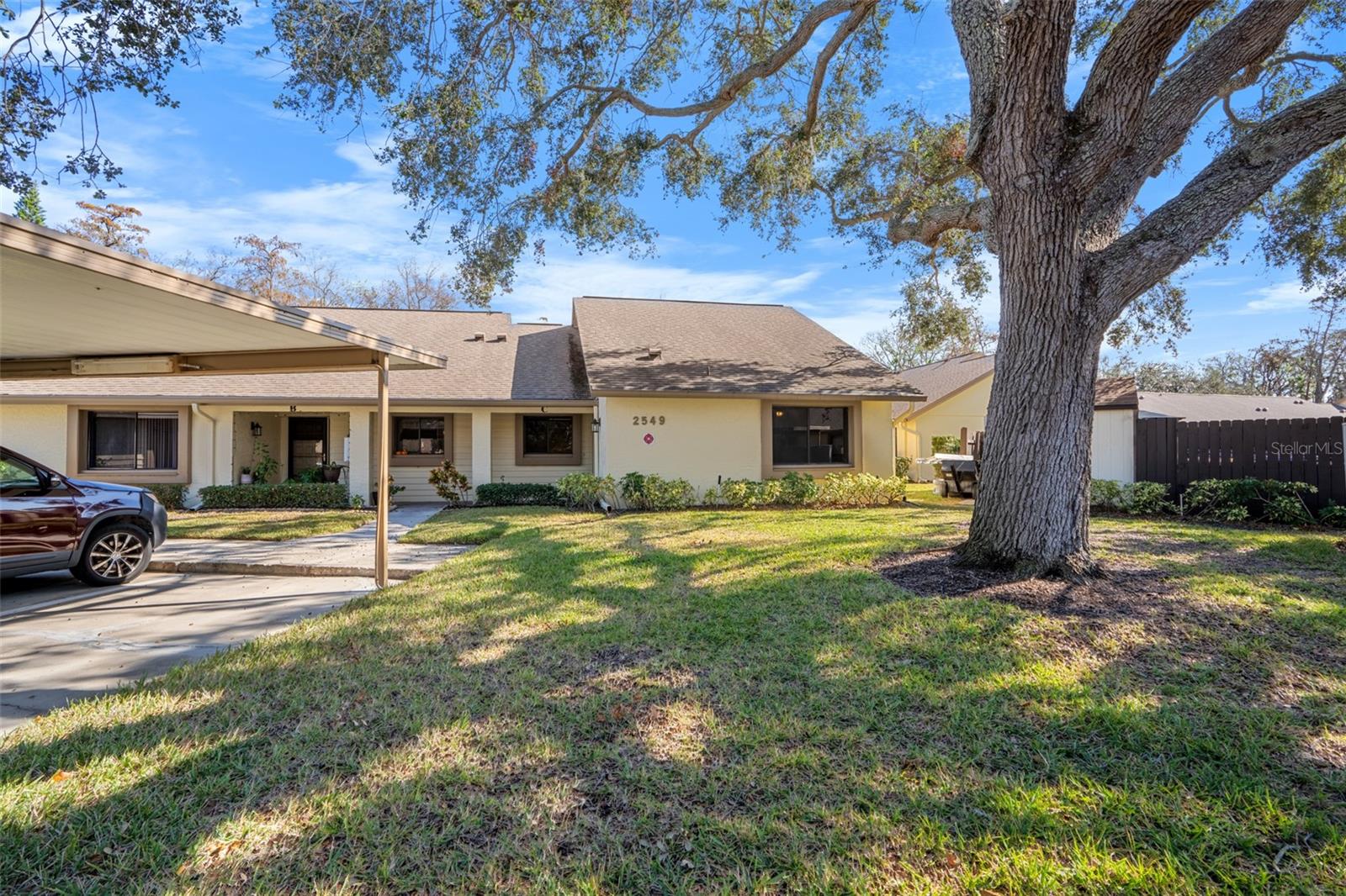 Image 3 of 31 For 2549 Oakleaf Lane 36c