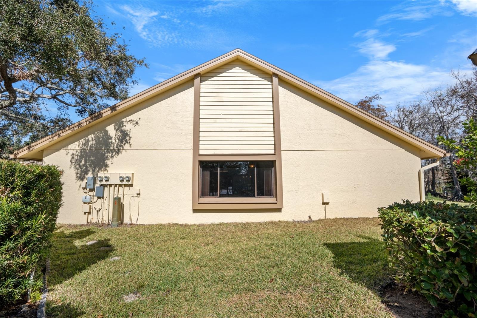 Image 5 of 31 For 2549 Oakleaf Lane 36c