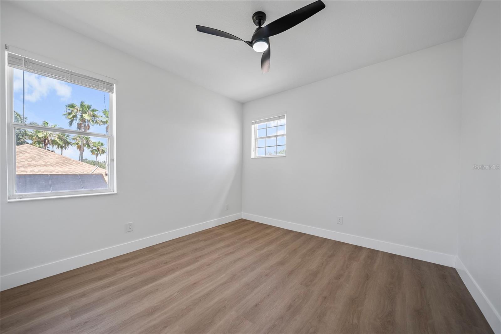 Image 23 of 37 For 4110 70th Street Circle E