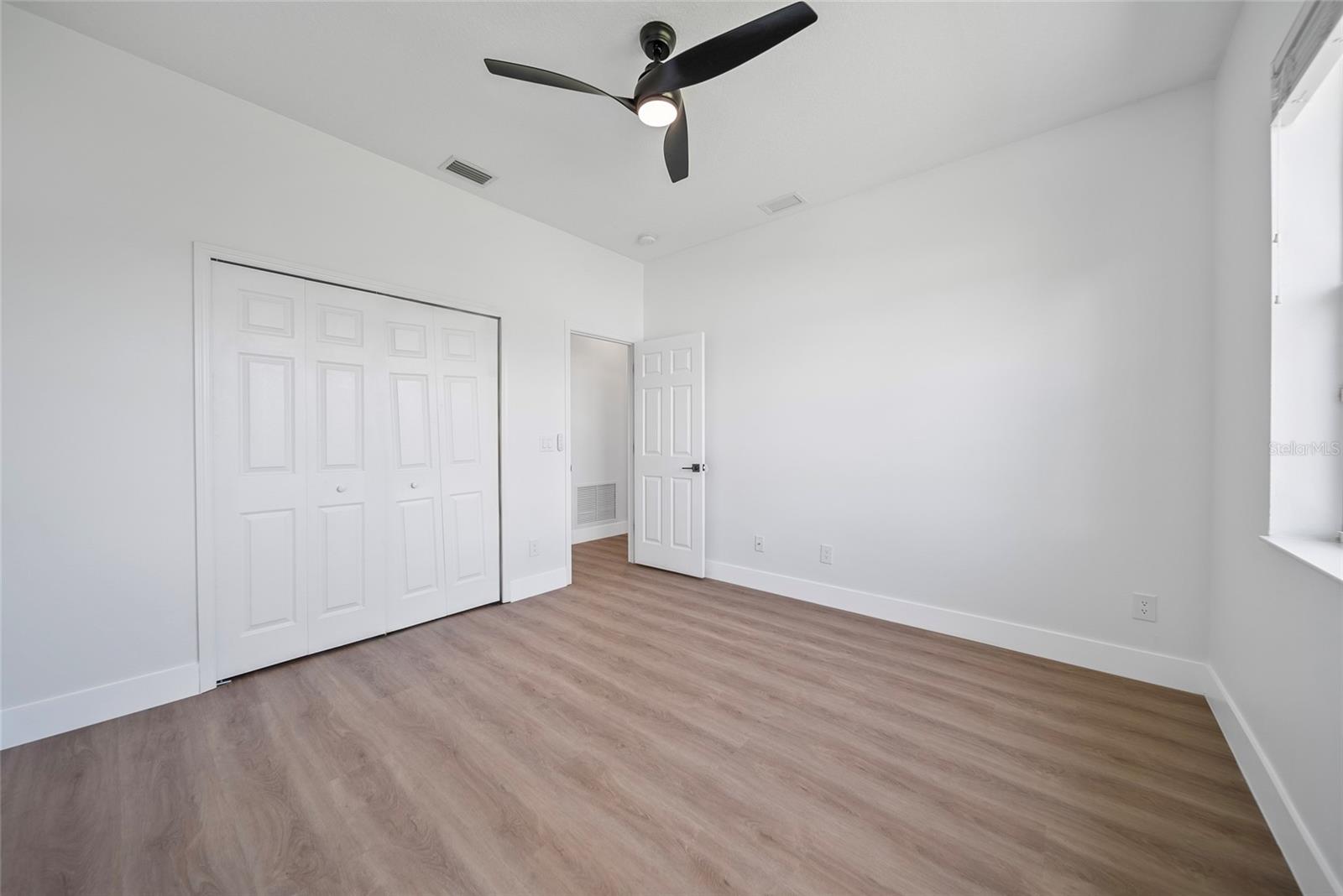 Image 27 of 37 For 4110 70th Street Circle E