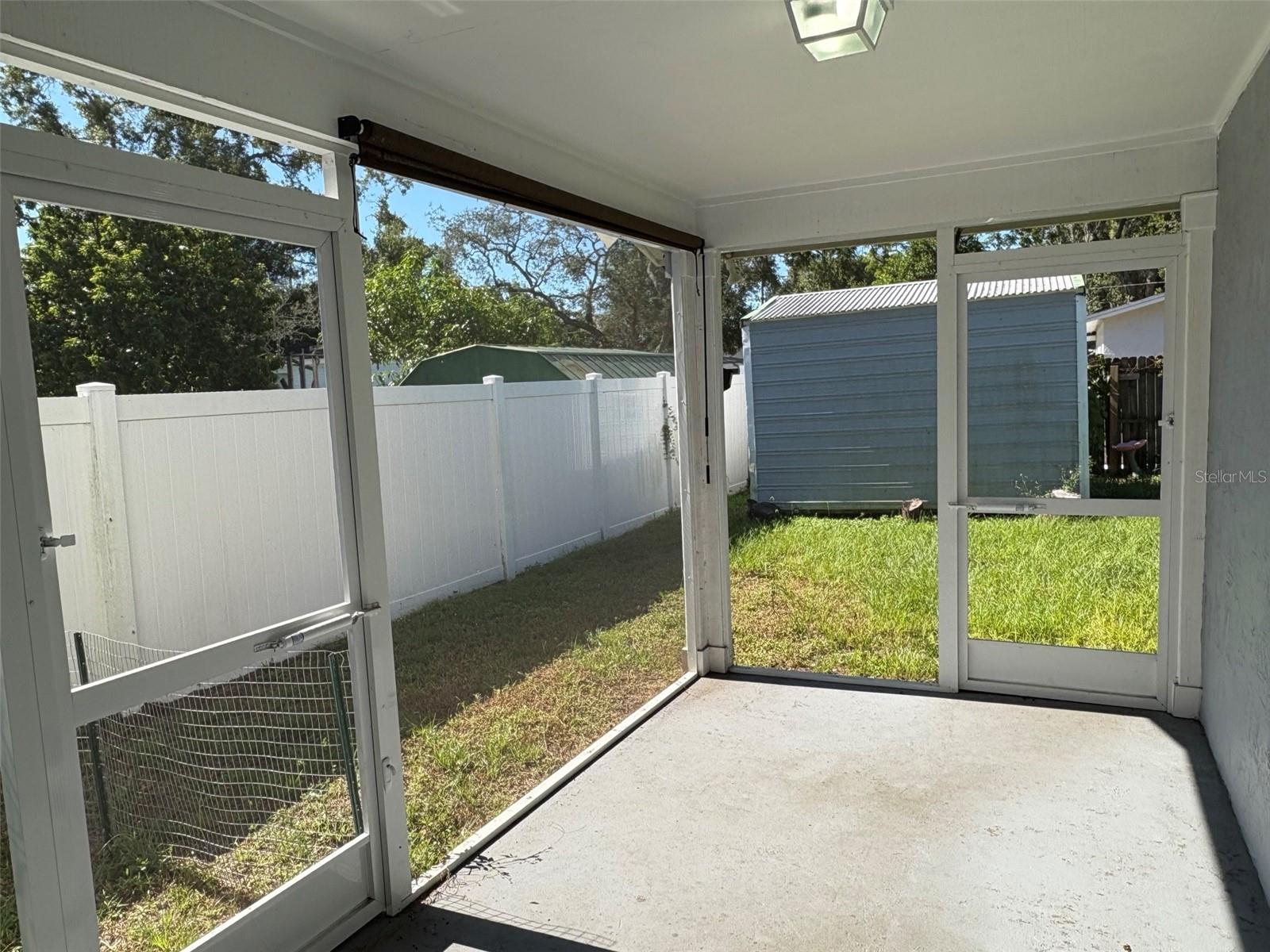 Image 11 of 14 For 7412 Manhattan Drive