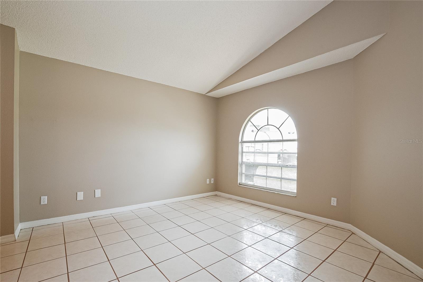 Image 3 of 16 For 6651 Meritmoor Circle