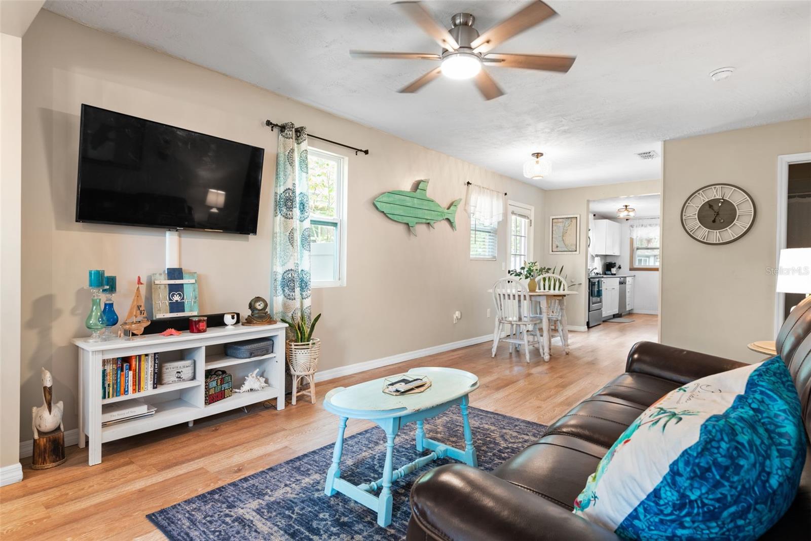 Image 3 of 34 For 508 5th Avenue Ne