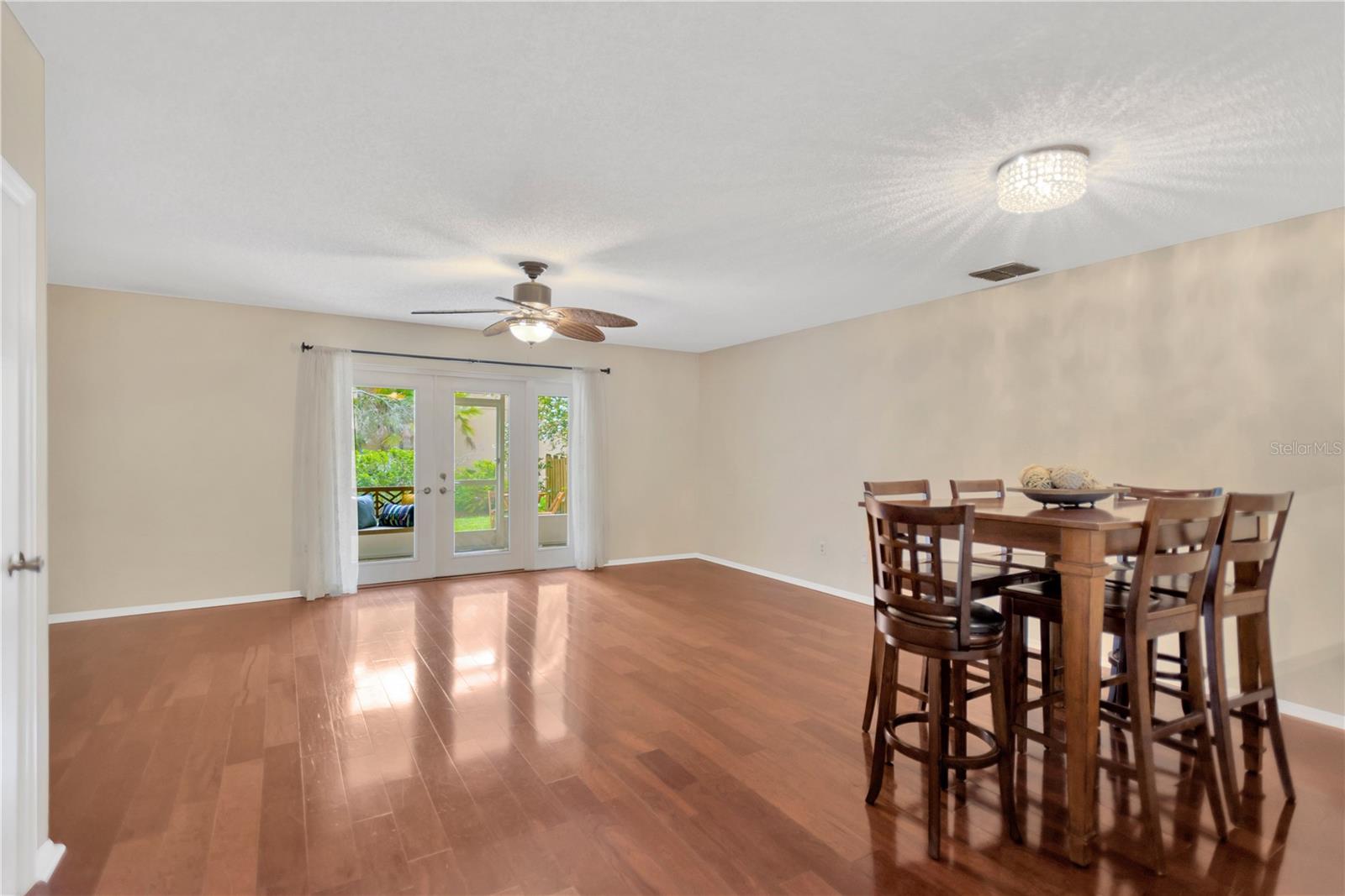 Image 7 of 27 For 605 Chippenham Boulevard