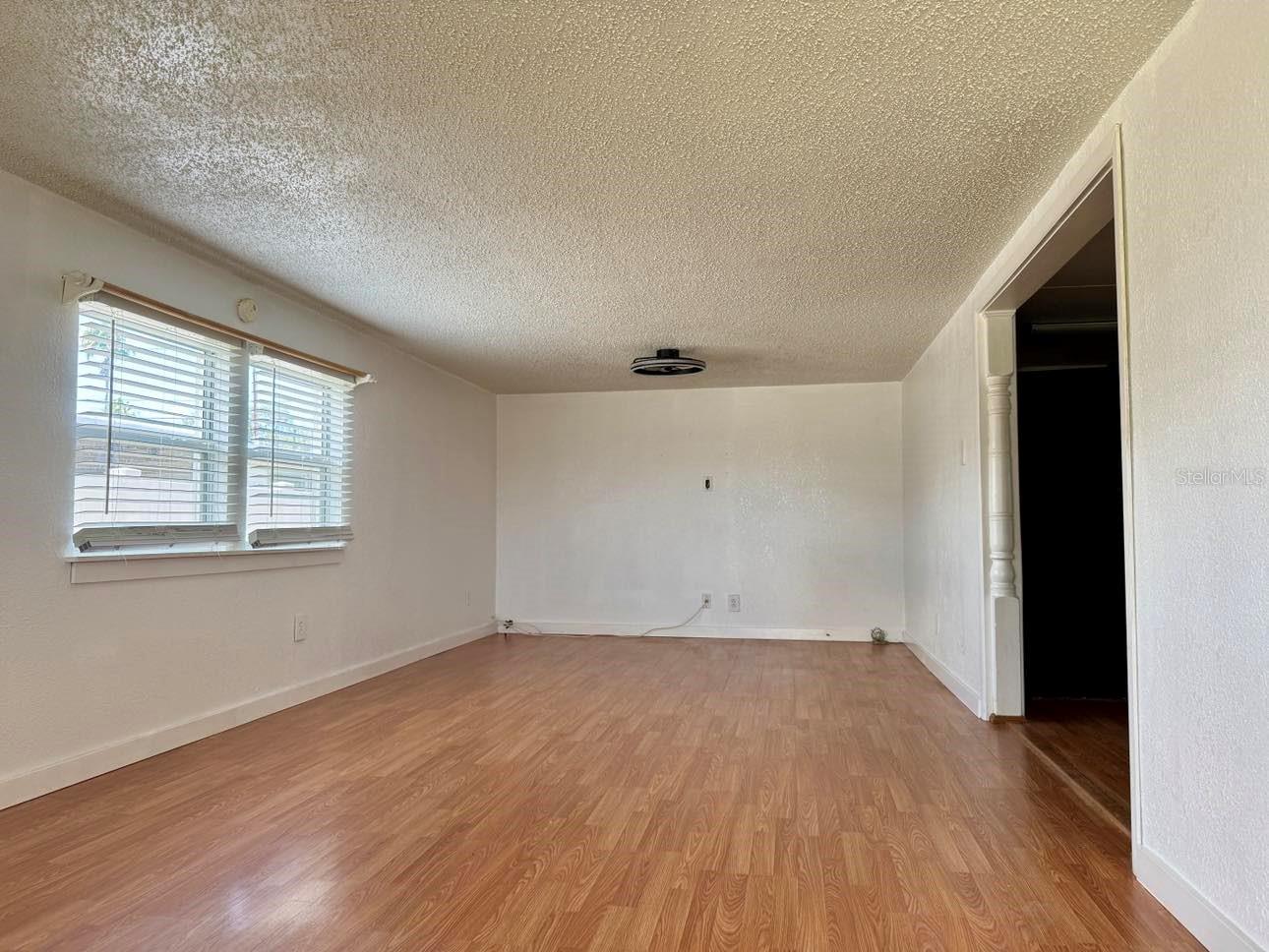 Image 4 of 18 For 4100 Buena Vista Lane