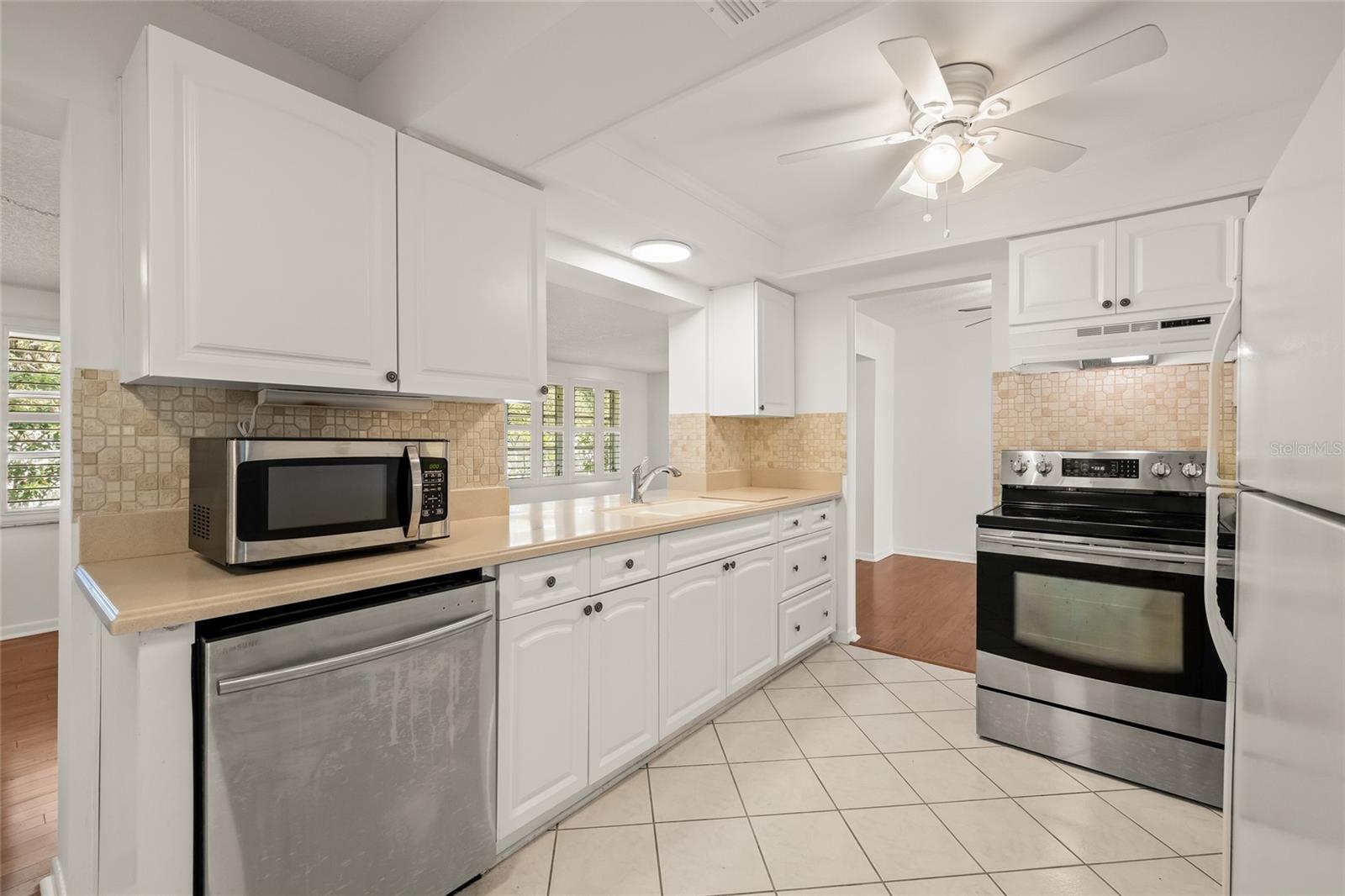 Image 12 of 44 For 9460 45th Way N