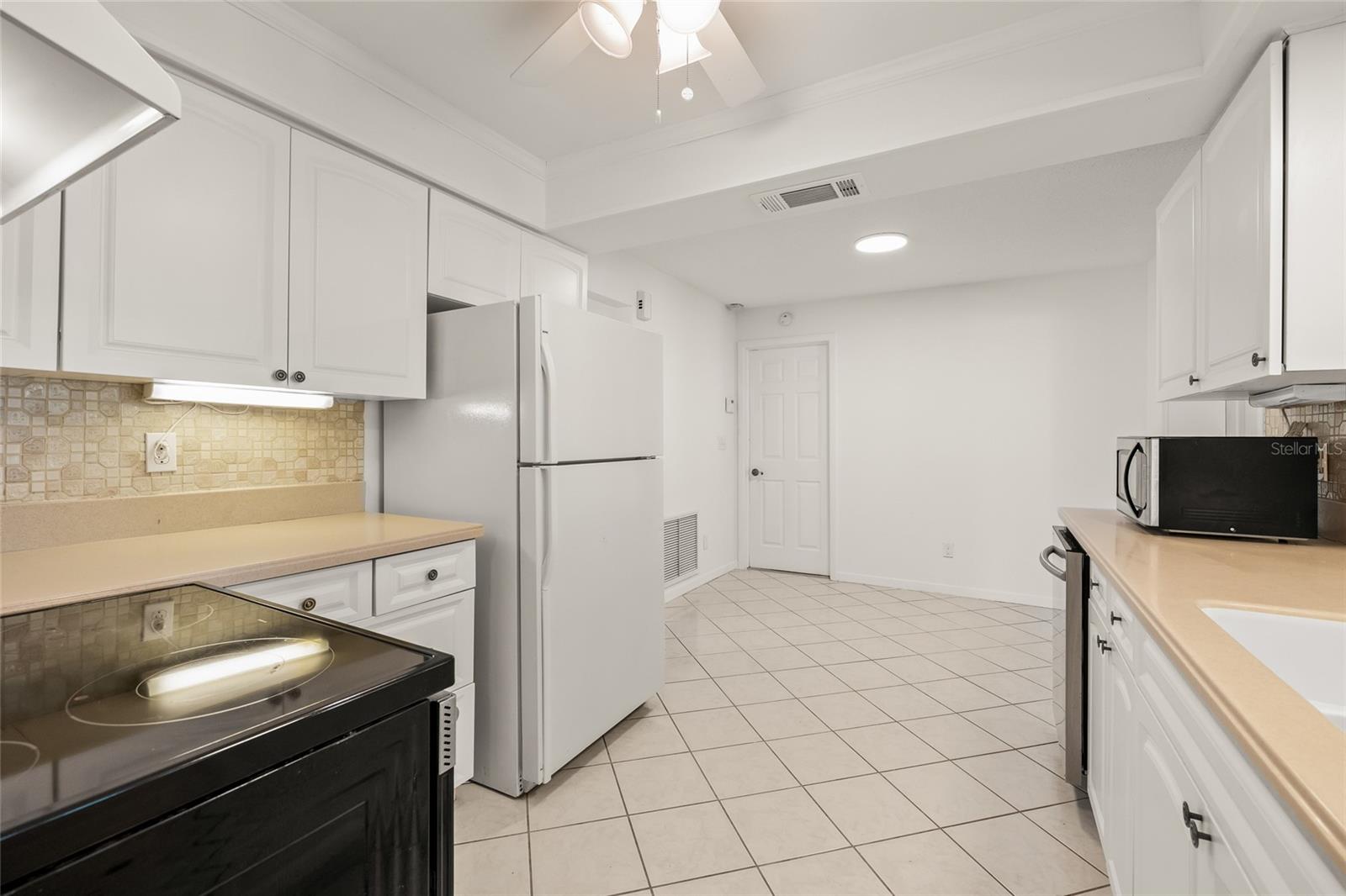 Image 13 of 44 For 9460 45th Way N