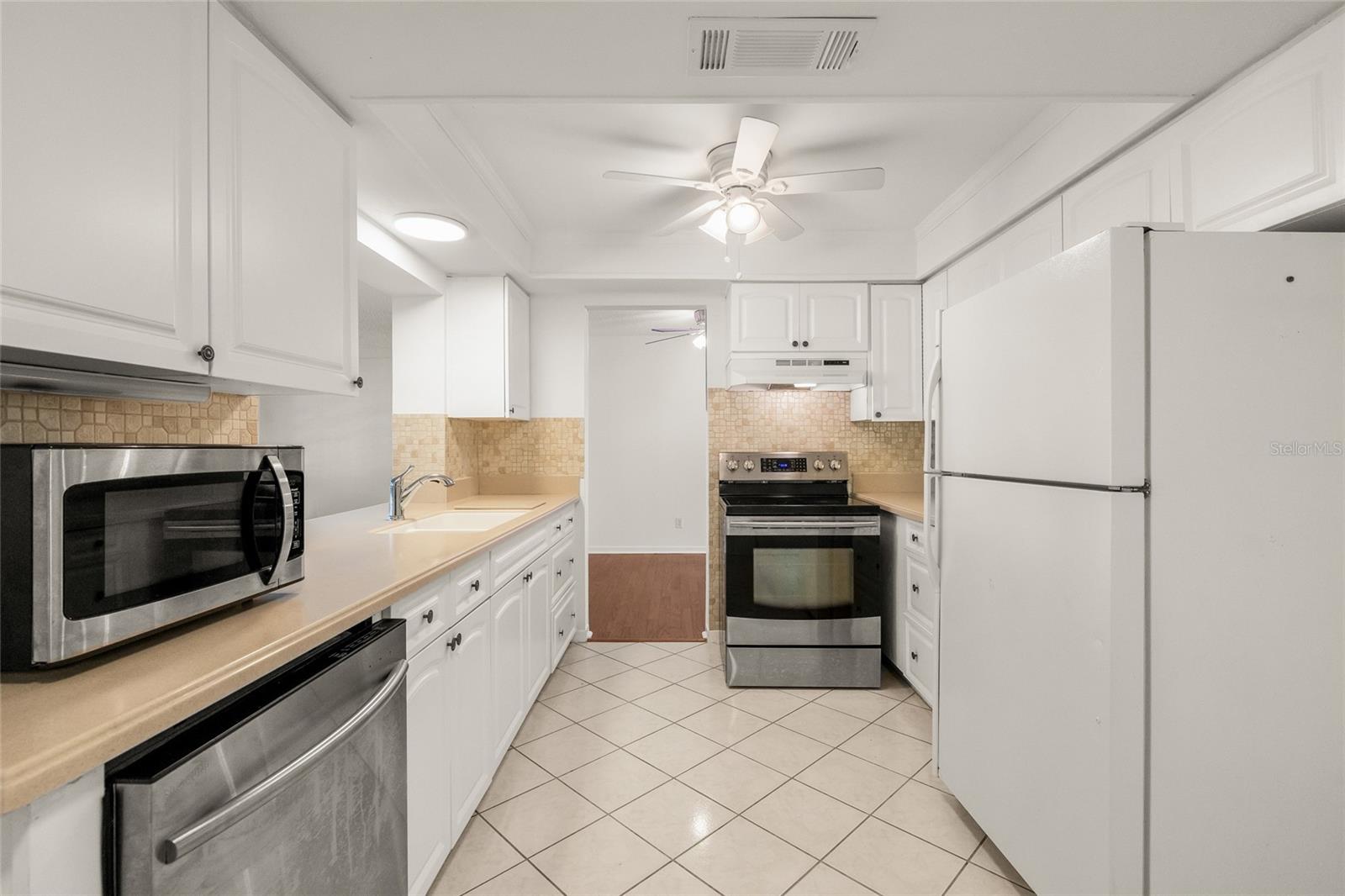 Image 7 of 44 For 9460 45th Way N