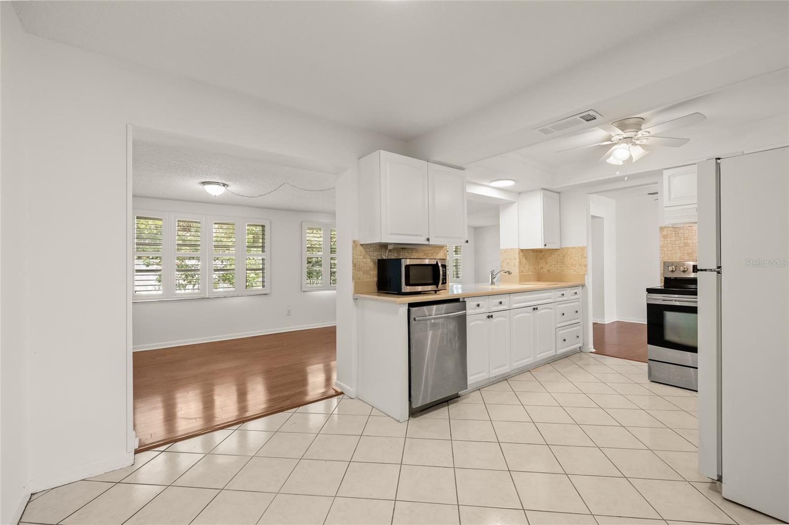Image 9 of 44 For 9460 45th Way N