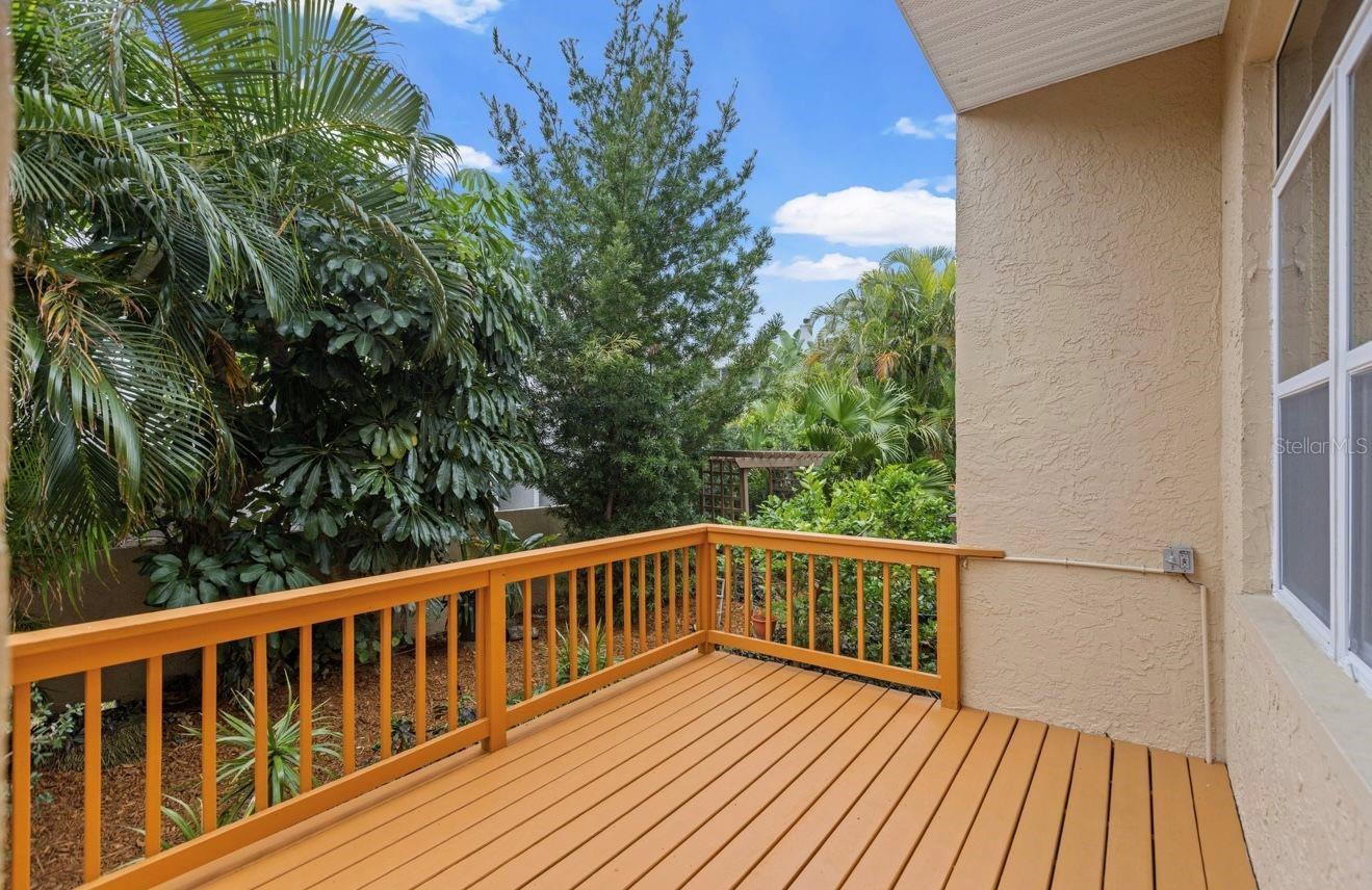 Image 36 of 58 For 487 Pinellas Bayway S 201