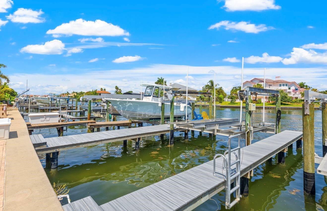Image 54 of 58 For 487 Pinellas Bayway S 201