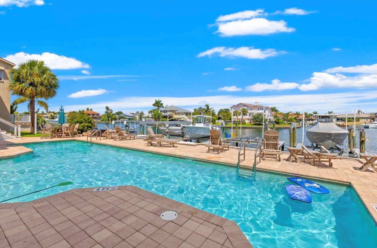 Image 55 of 58 For 487 Pinellas Bayway S 201