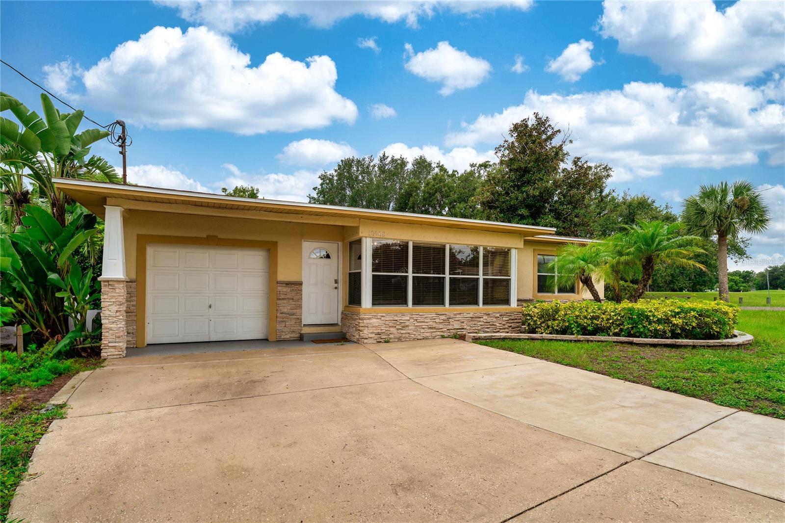 Image 2 of 54 For 10908 Elbow Drive