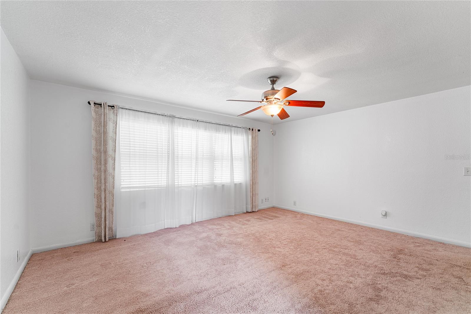 Image 23 of 54 For 10908 Elbow Drive