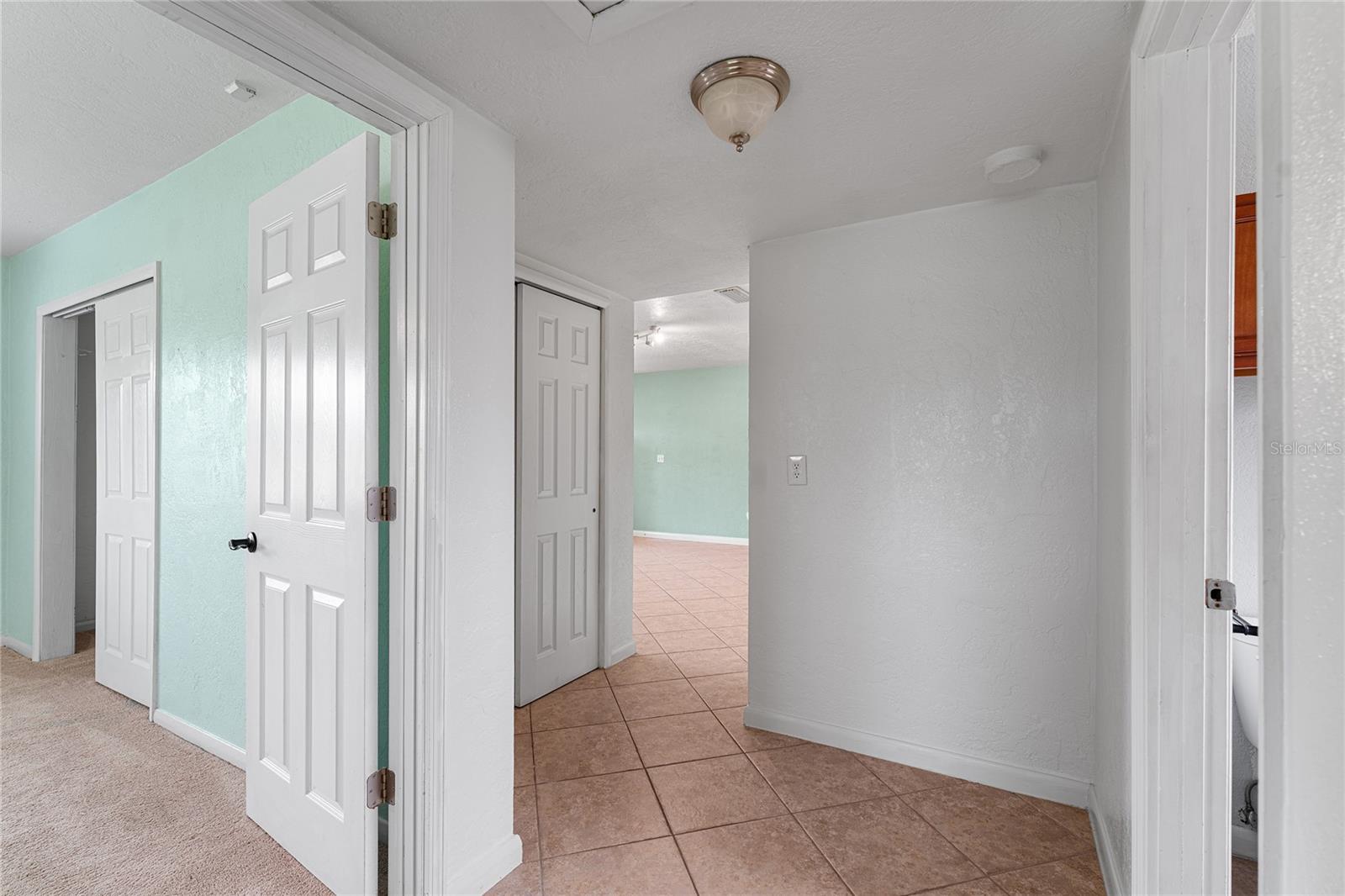 Image 33 of 54 For 10908 Elbow Drive