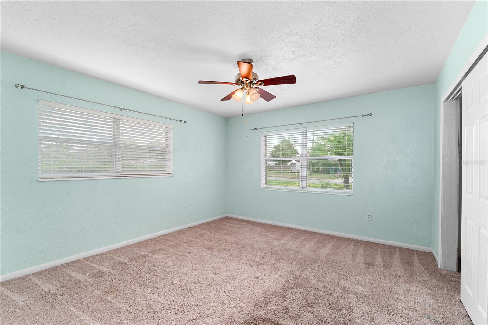 Image 34 of 54 For 10908 Elbow Drive
