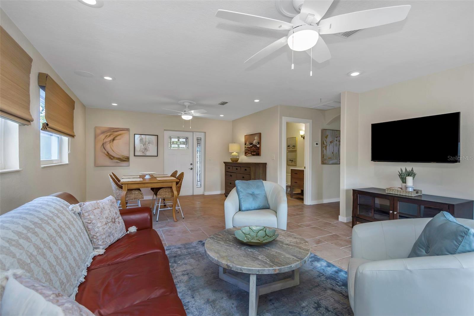 Image 18 of 79 For 2801 Miriam Street S
