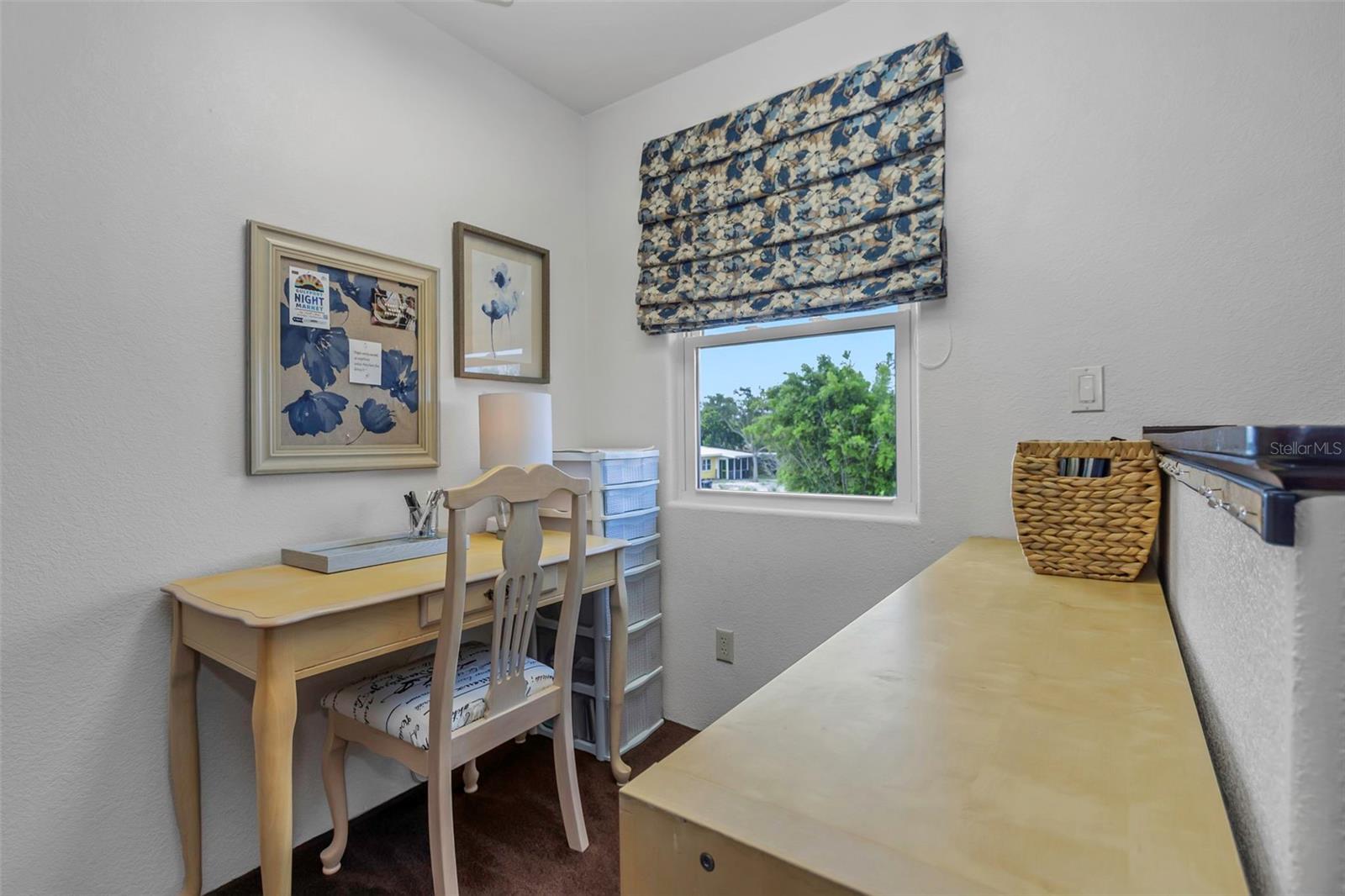 Image 36 of 79 For 2801 Miriam Street S