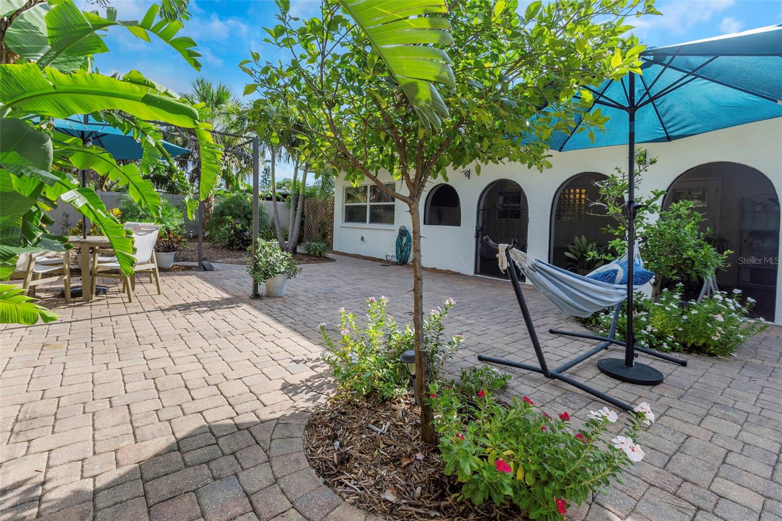 Image 65 of 79 For 2801 Miriam Street S