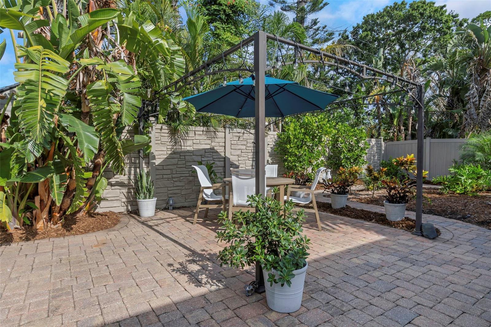 Image 69 of 79 For 2801 Miriam Street S