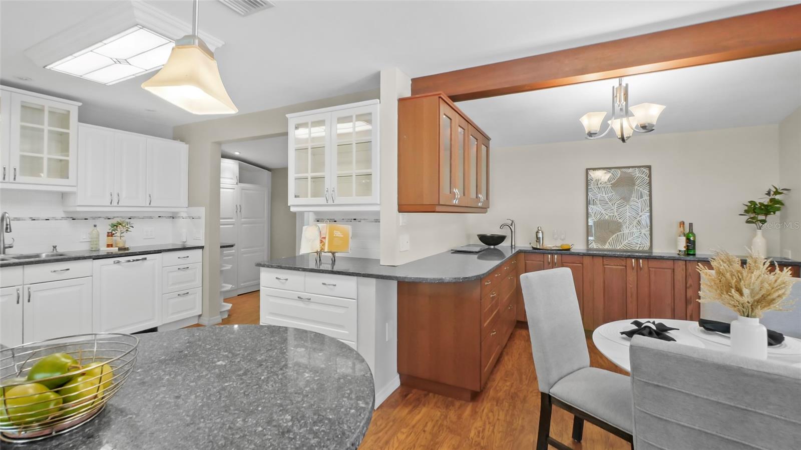 Image 10 of 58 For 1521 60th Street S