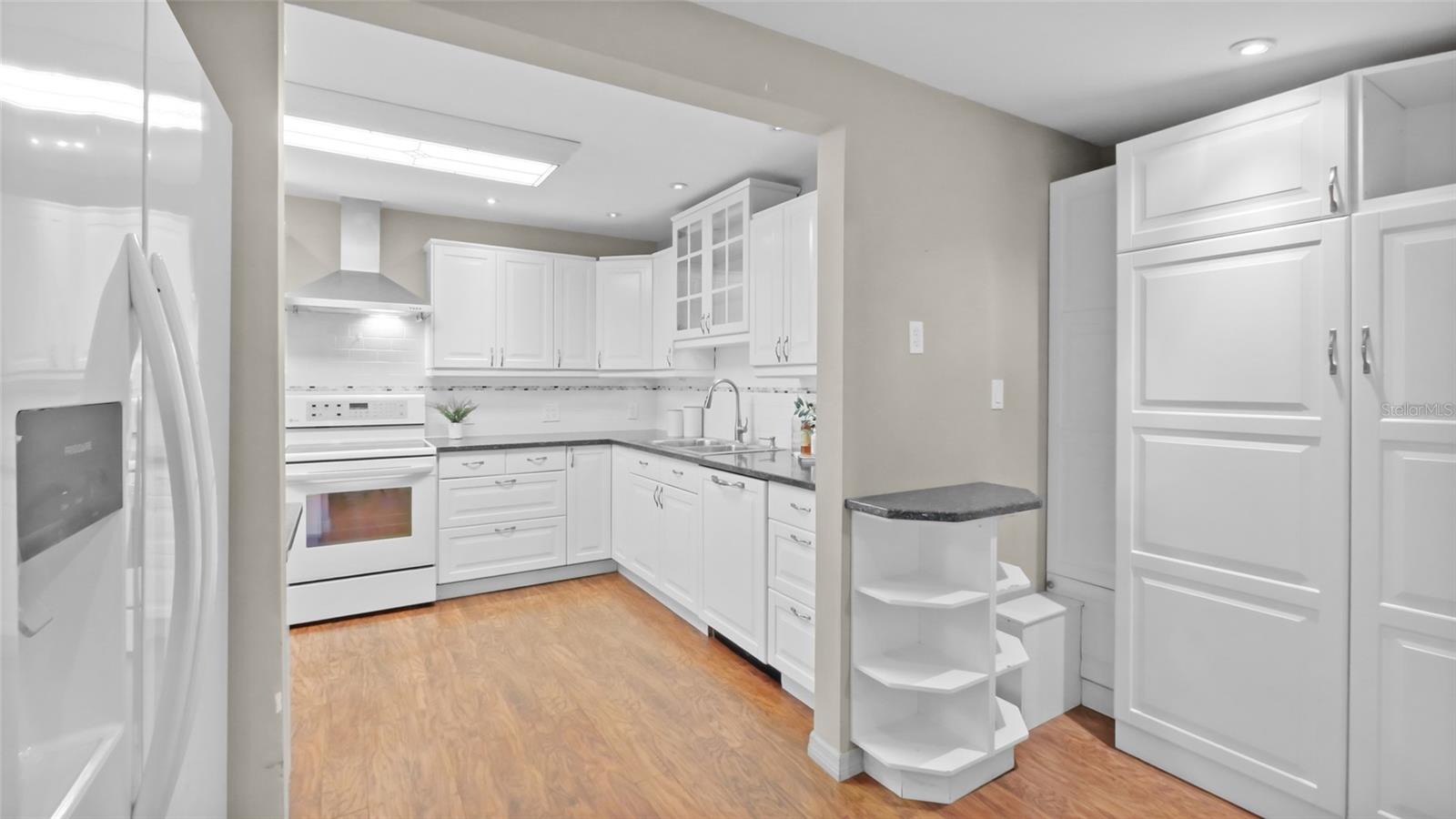Image 14 of 58 For 1521 60th Street S