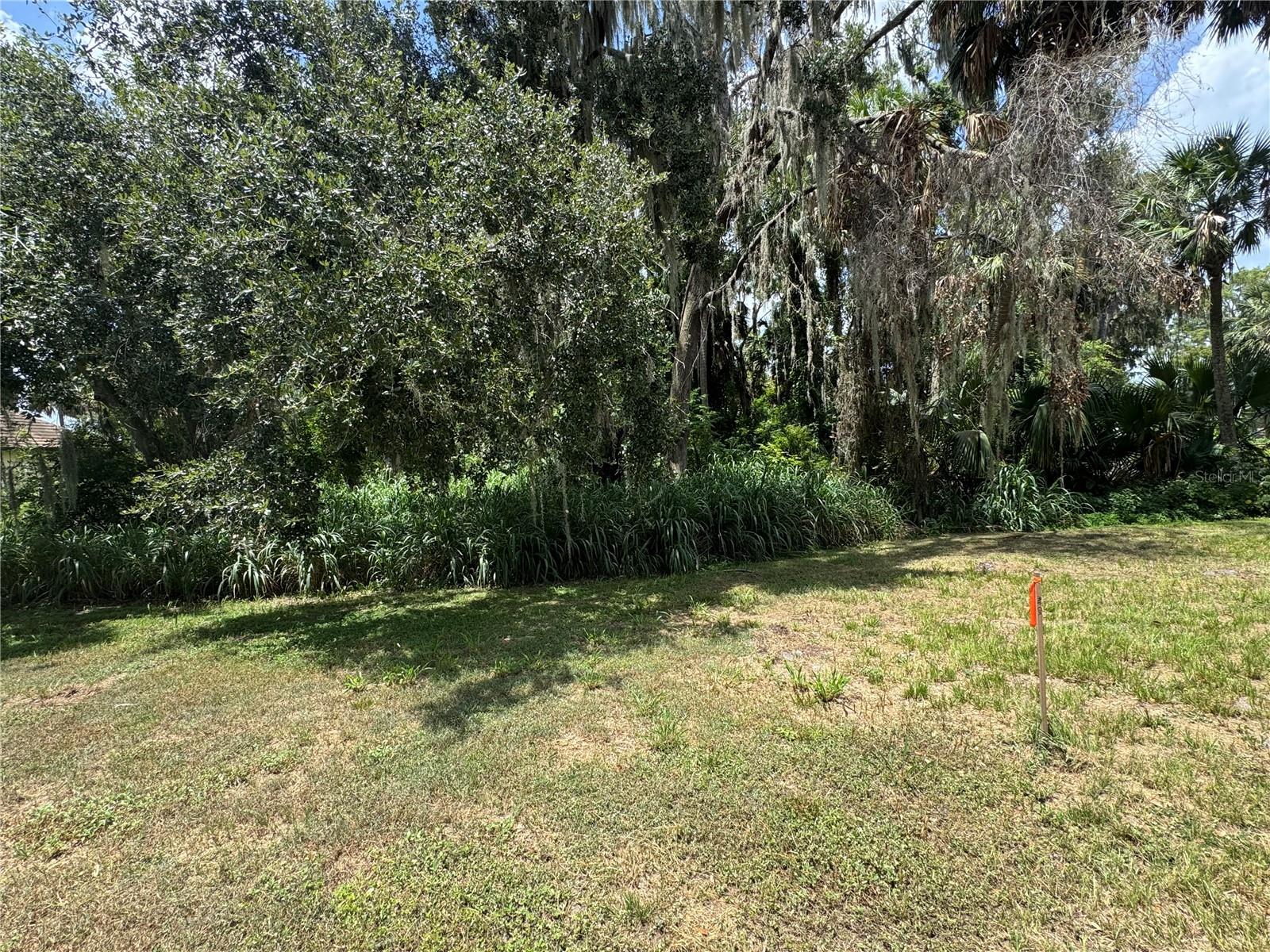Image 2 of 4 For Lot K-14 Blue Heron Circle Circle