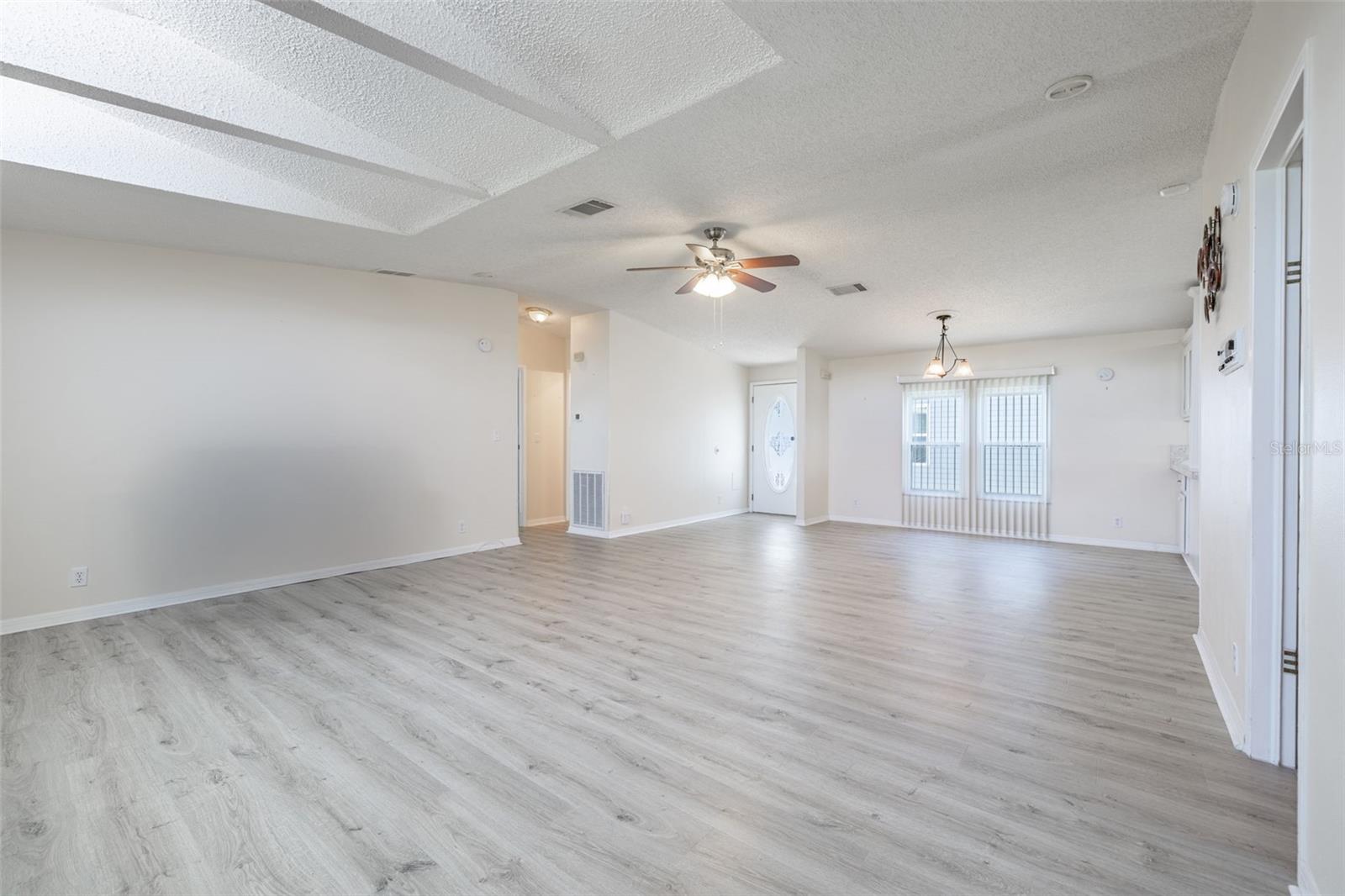 Image 10 of 36 For 3111 Short Leaf Street
